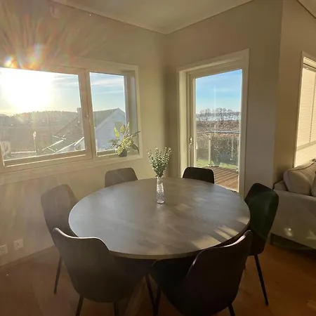 Lejlighed Bright And Modern Overlooking The Water Tønsberg